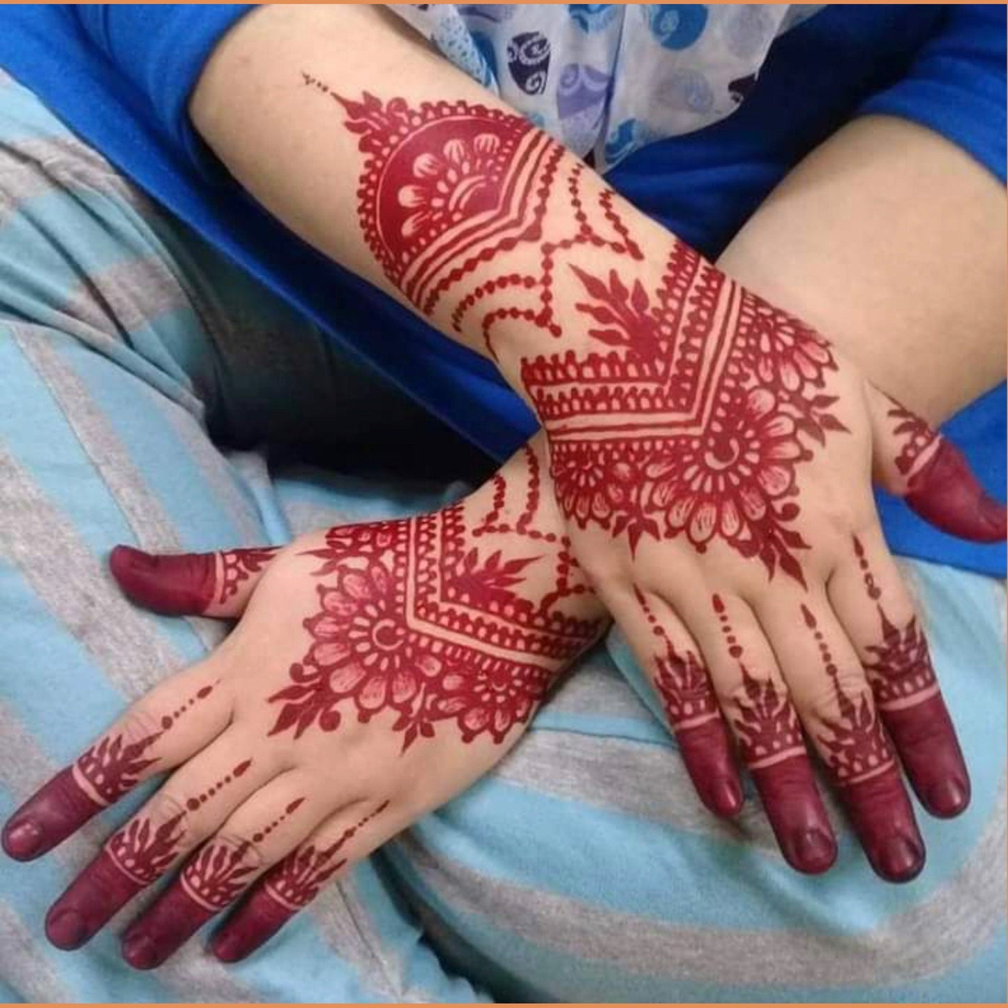 Red Henna dips for fingers